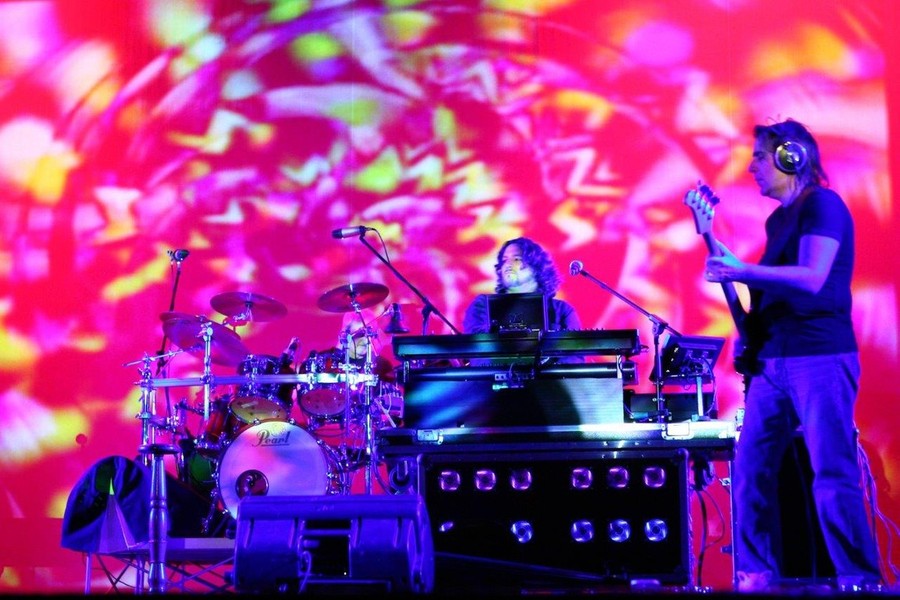 Immersive light show